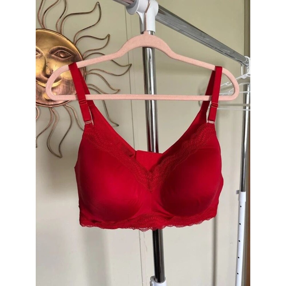 Torrid red lace trim Dream wire free lightly lined bra 44C
